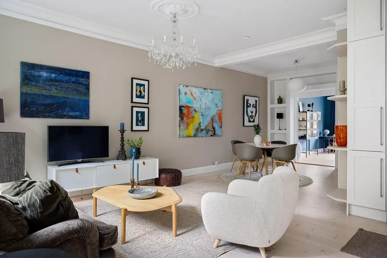 Contintentale-Volkan-Kaskan-Symbolbild-Hausrat-Haftplicht-Rechtsschutzversicherung